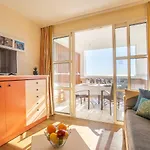 Apartmán L'esquinade - H4 233 By Interhome Saint-Raphaël