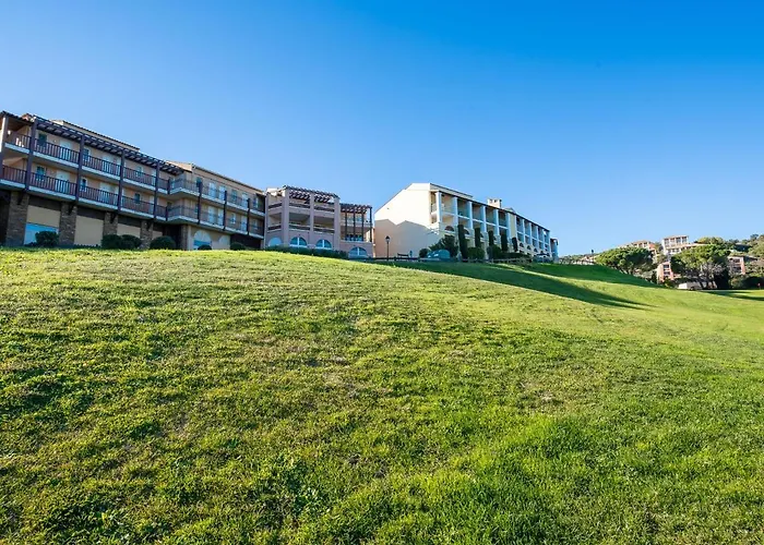 L'esquinade - H4 233 By Interhome Apartment Saint-Raphaël