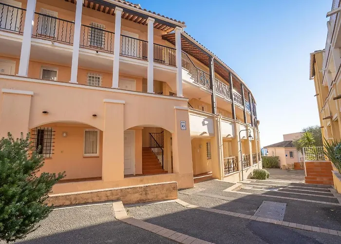 Apartment L'esquinade - H4 233 By Interhome