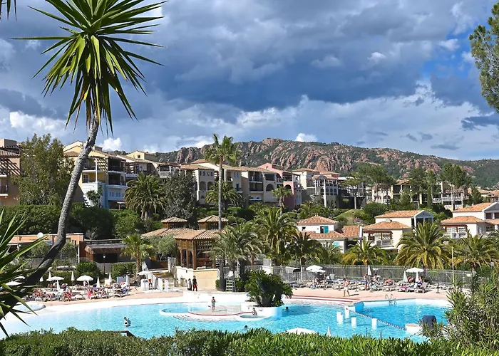 L'esquinade - H4 233 By Interhome * Saint-Raphaël